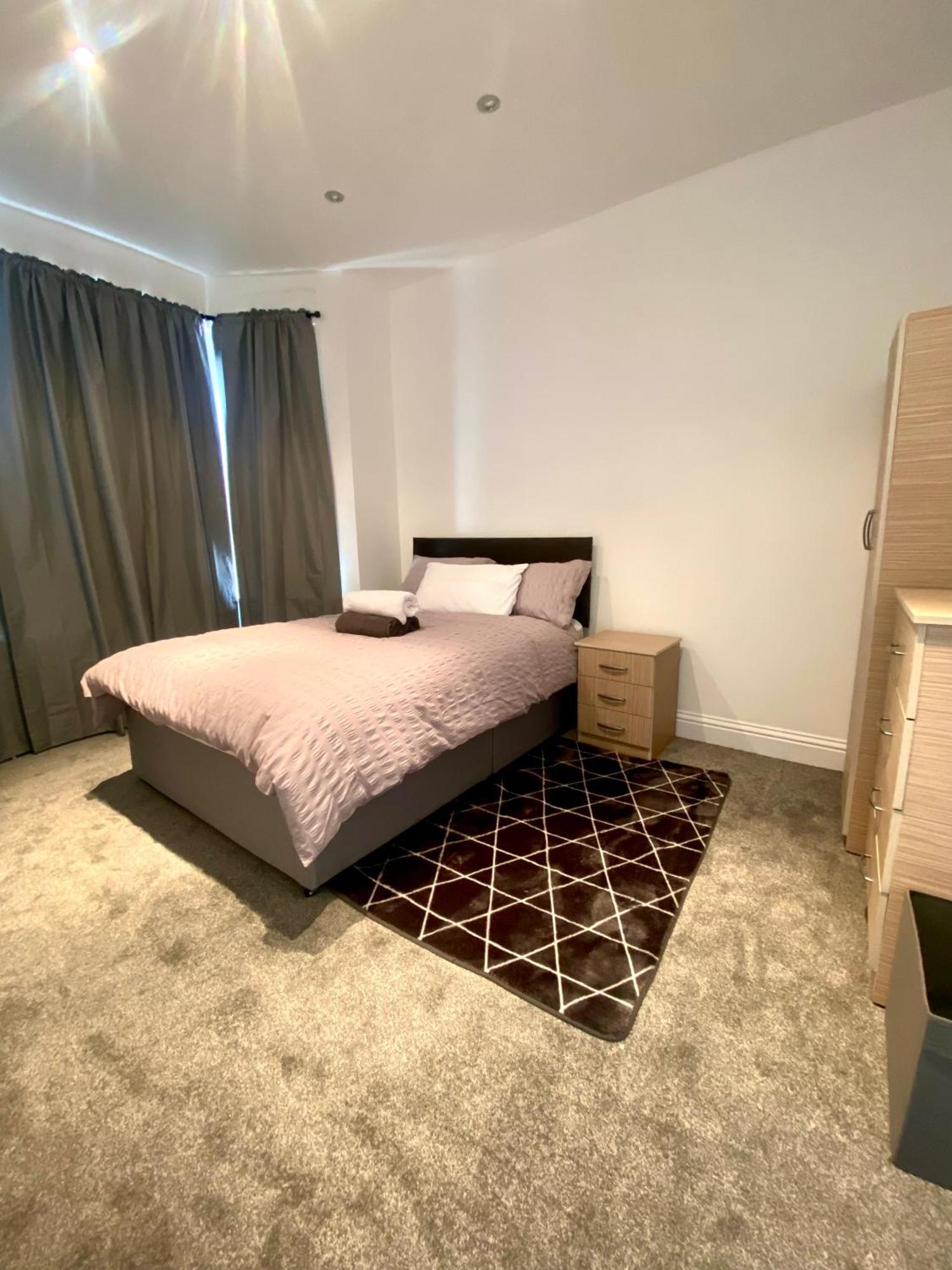 Cosy House In Newham Apartment London Exterior photo